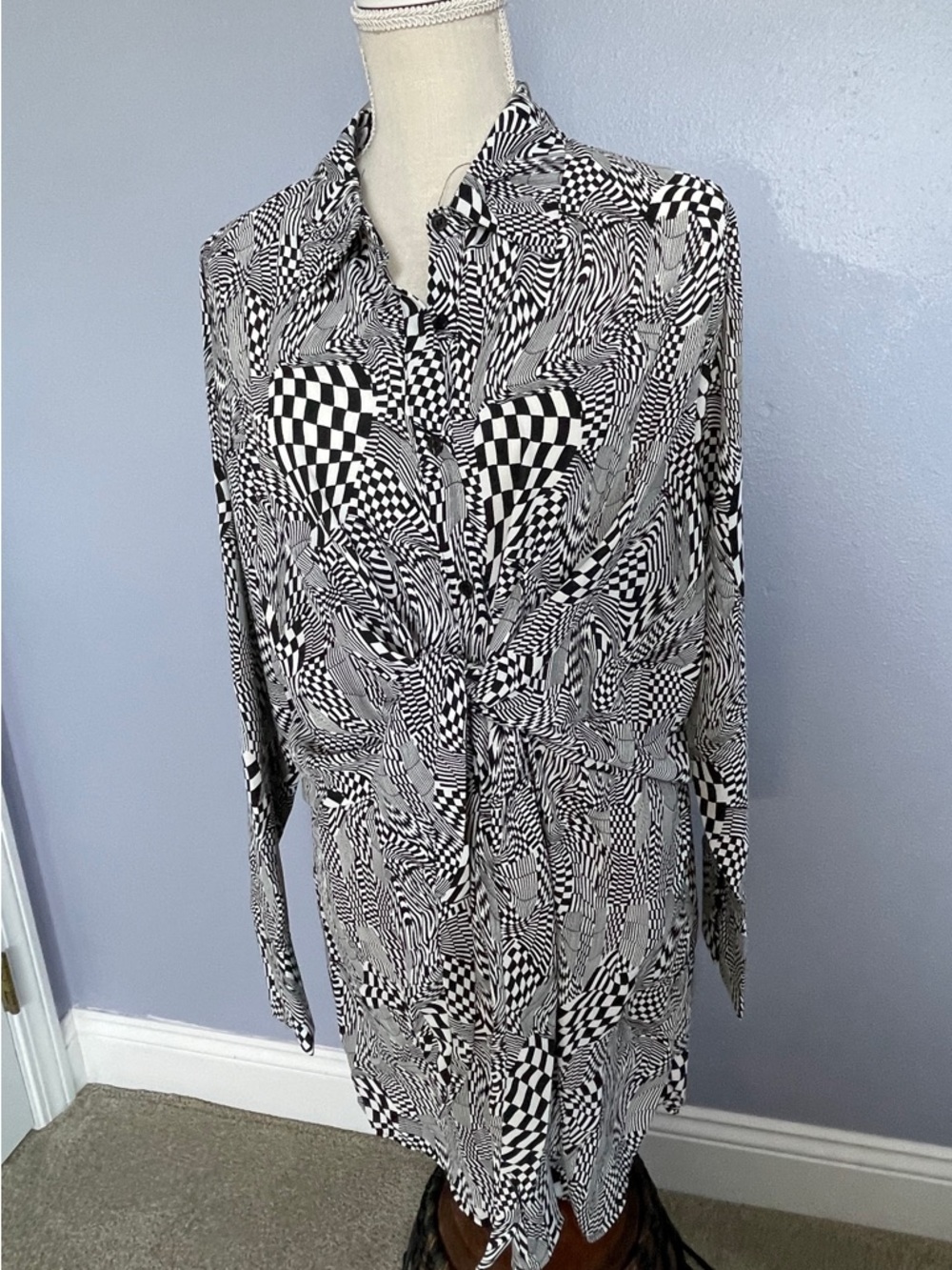 HYFVE Black & White Geometric Print Wrap Mini Dress size L